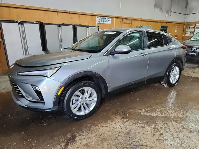 NISSAN KICKS 2023