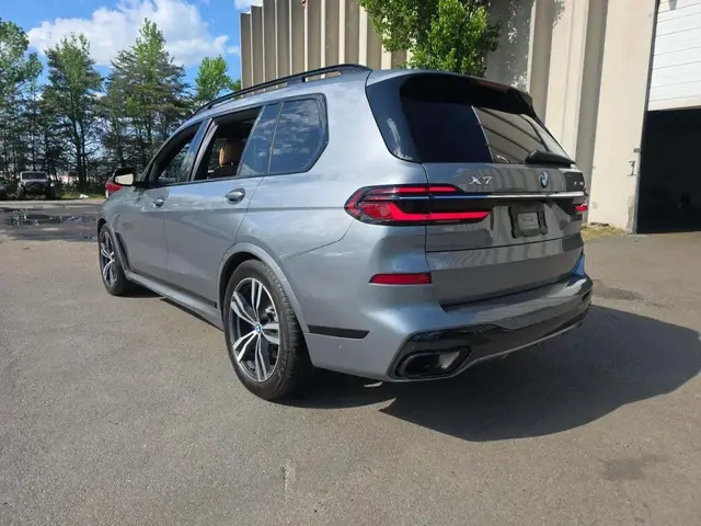BMW X7 SE 2023