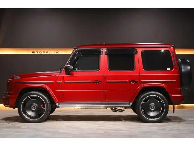 MERCEDES-BENZ G63 AMG 2025