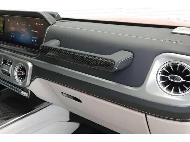 MERCEDES-BENZ G63 AMG 2025