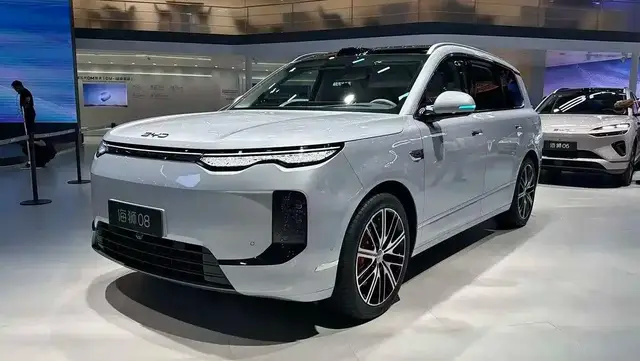 BYD SEALION 08 2026