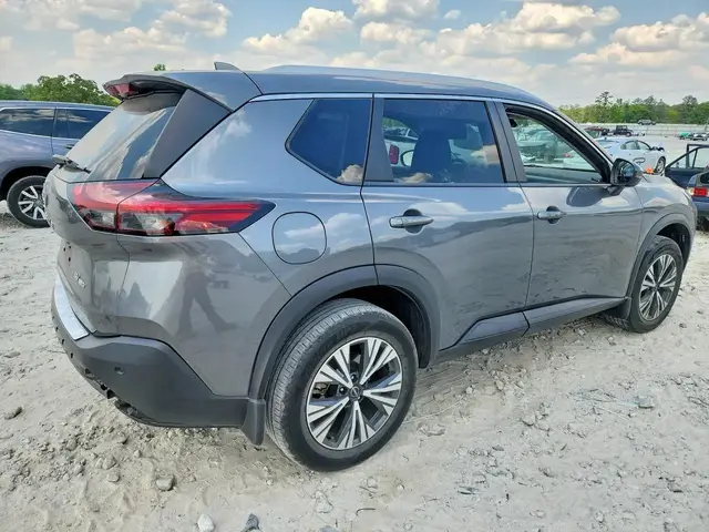 NISSAN ROGUE SV 2022