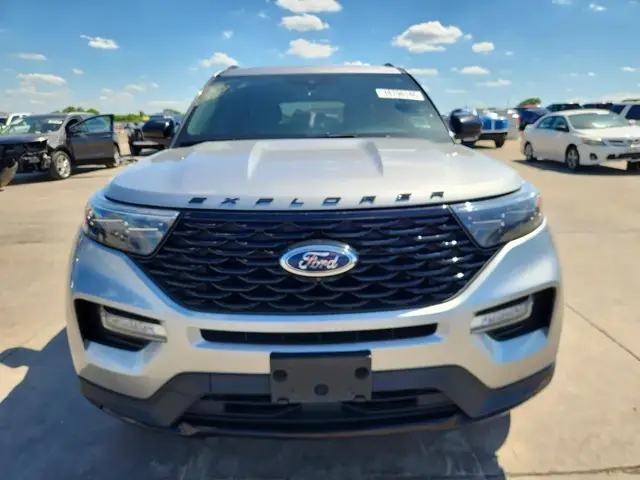 FORD EXPLORER ST-LINE 2023