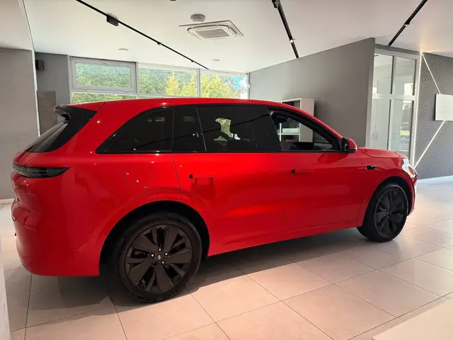 LI AUTO L6 PRO 2025