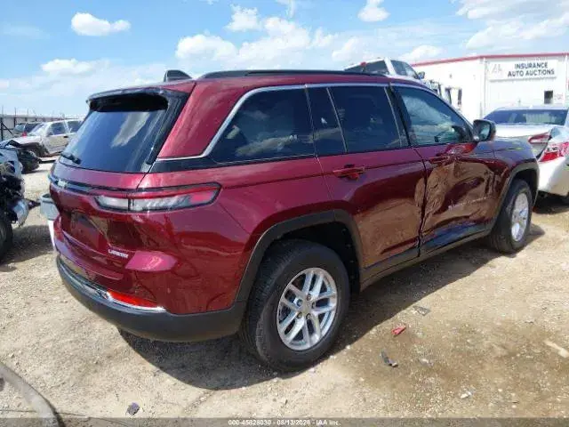 JEEP GRAND CHEROKEE 2024