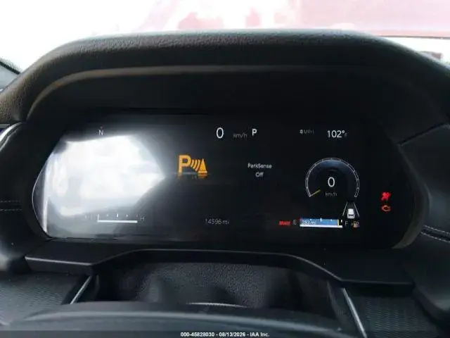 JEEP GRAND CHEROKEE 2024