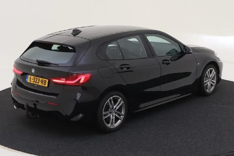 BMW 1 SERIES 118I BUSINESS 2021