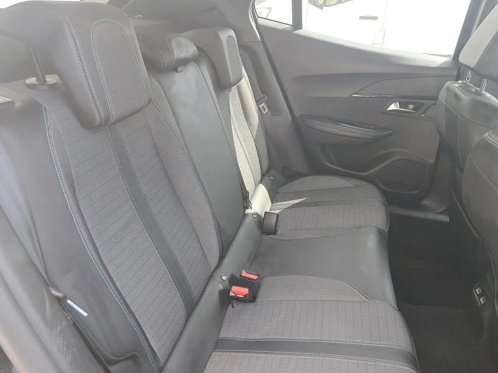PEUGEOT 2008 ALLURE BUSINESS 2021
