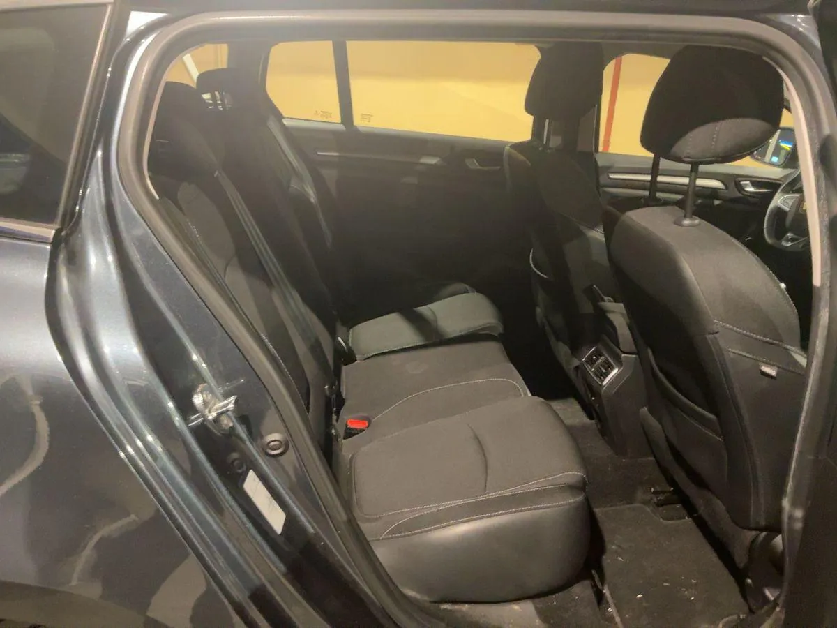 RENAULT MEGANE 2021