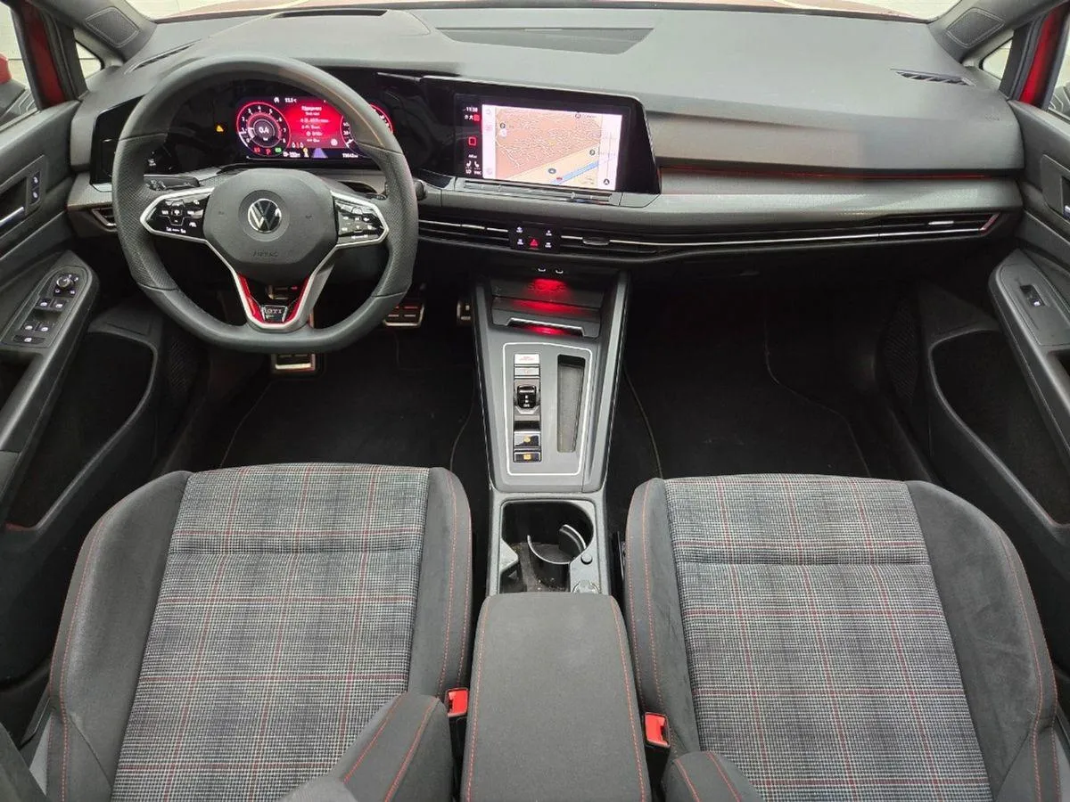 VOLKSWAGEN GOLF 2021