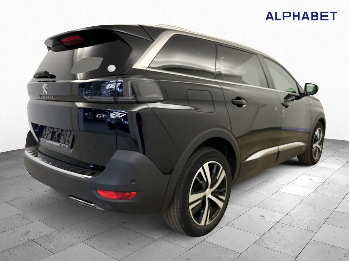 PEUGEOT 5008 2023