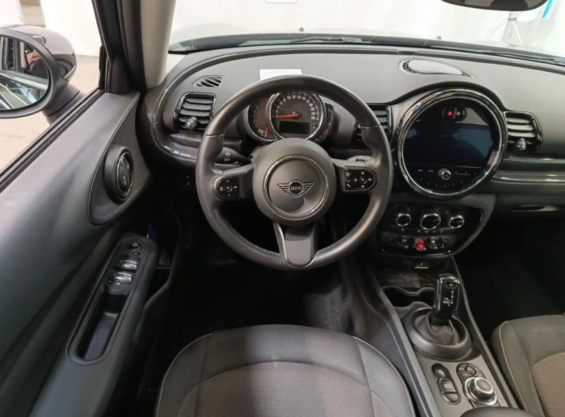 MINI CLUBMAN ONE D ESSENTIAL 2022