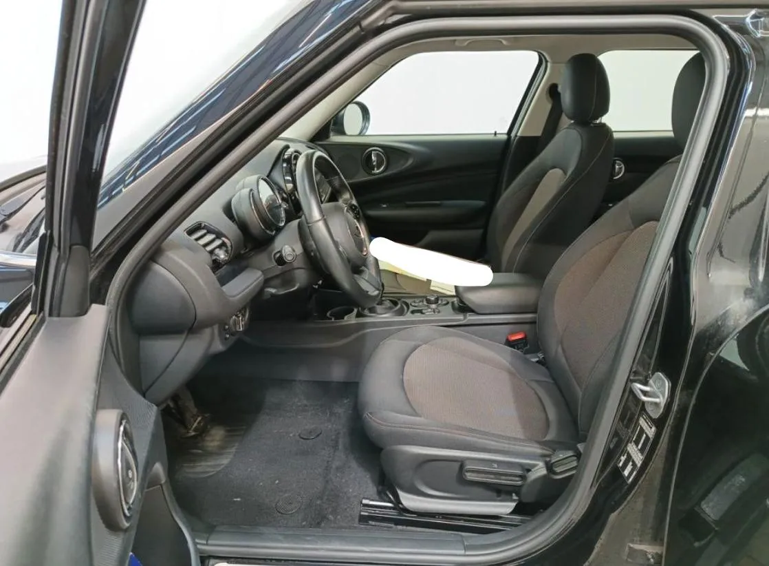 MINI CLUBMAN ONE D ESSENTIAL 2022
