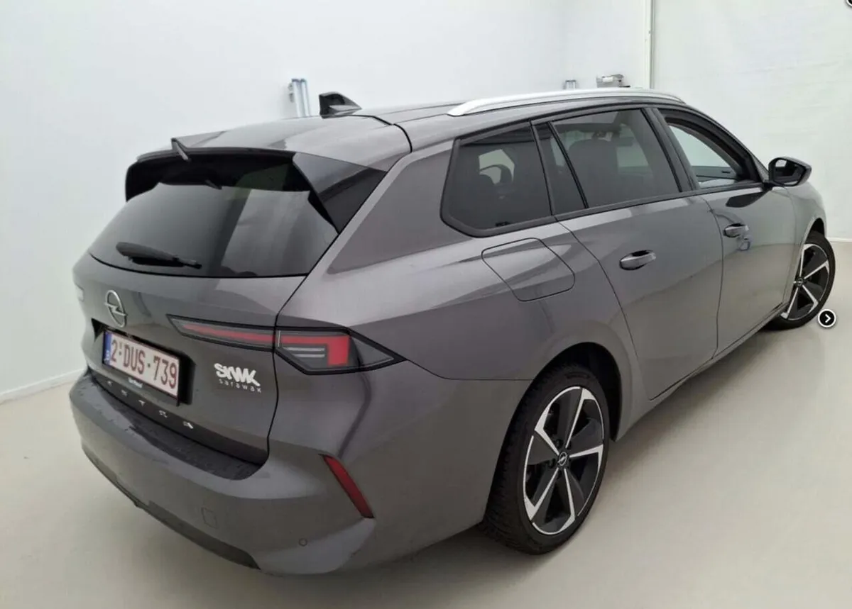 OPEL ASTRA 2023