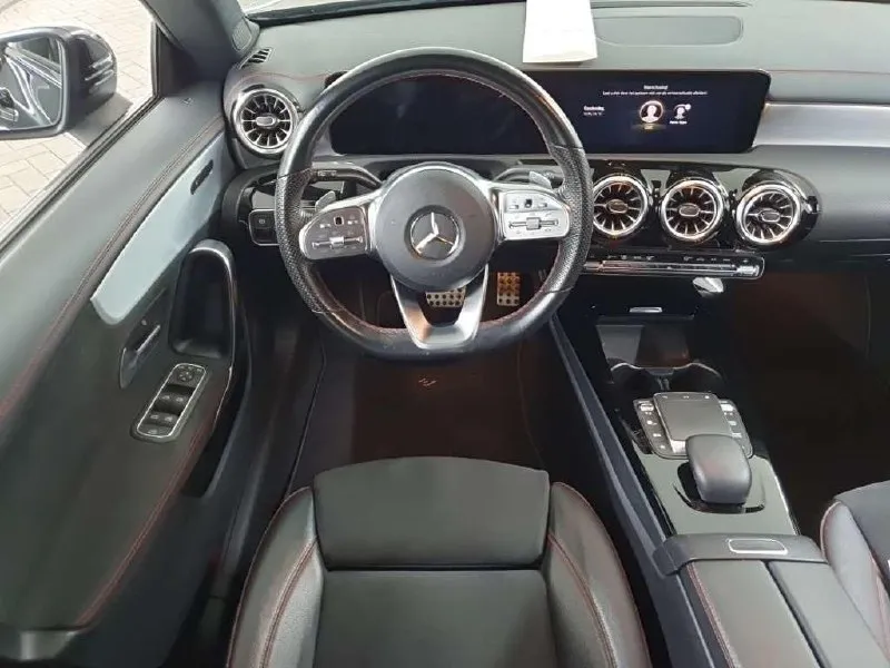 MERCEDES-BENZ CLA SHOOTING BRAKE 180 2022