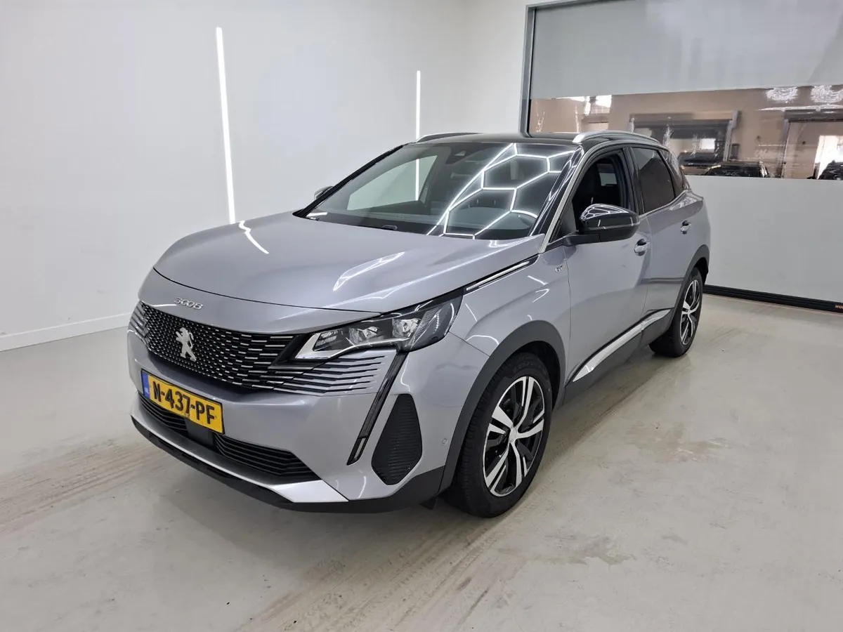 PEUGEOT 3008 2021