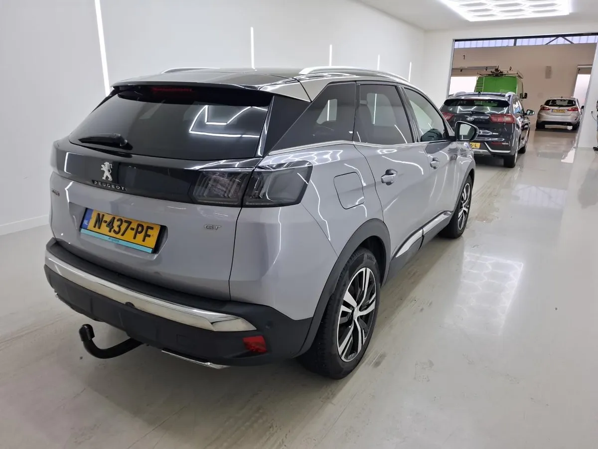 PEUGEOT 3008 2021