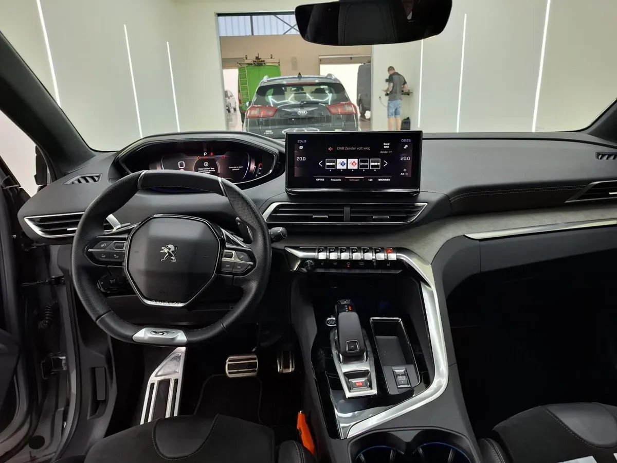 PEUGEOT 3008 2021
