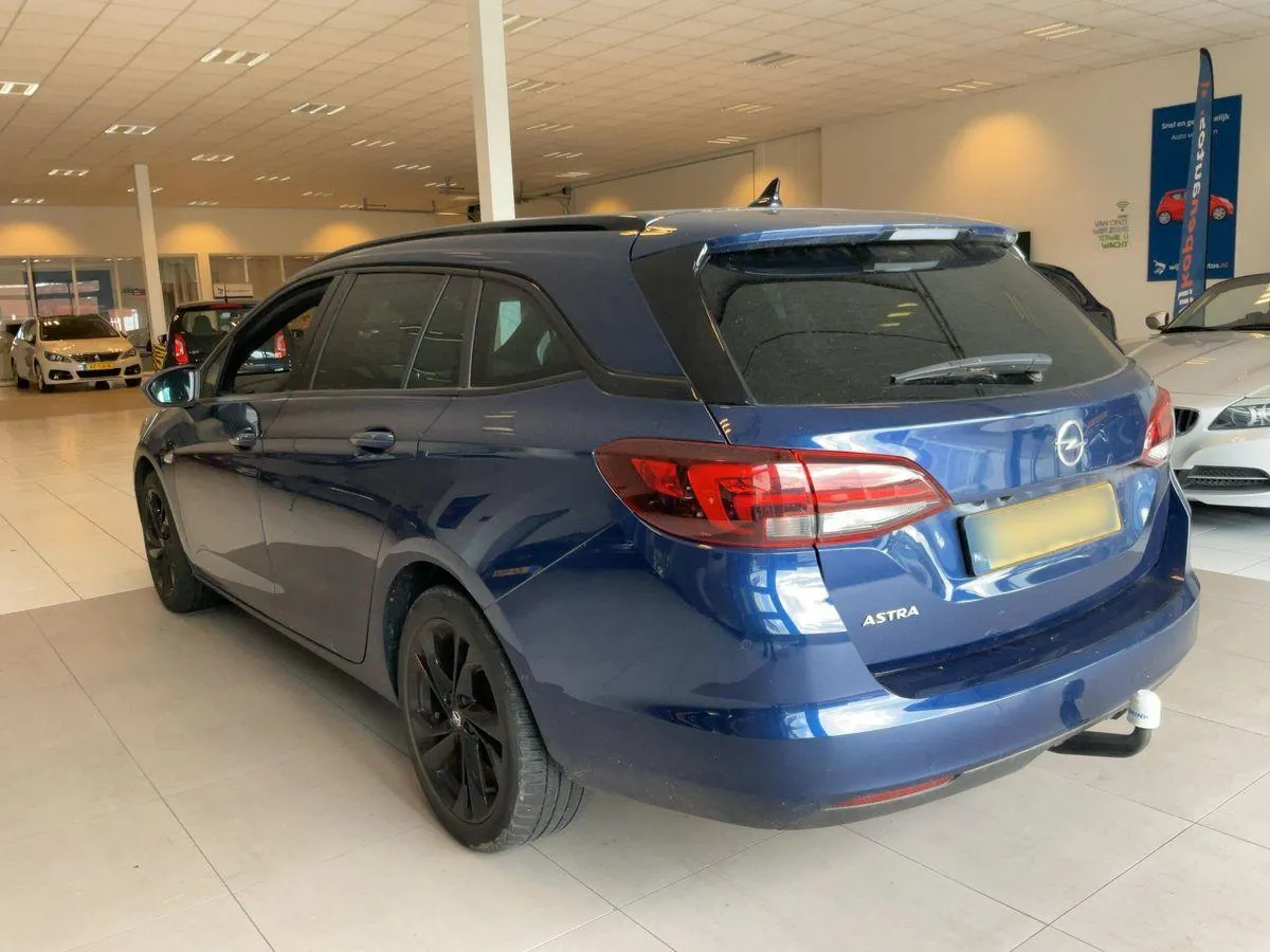 OPEL ASTRA 2020
