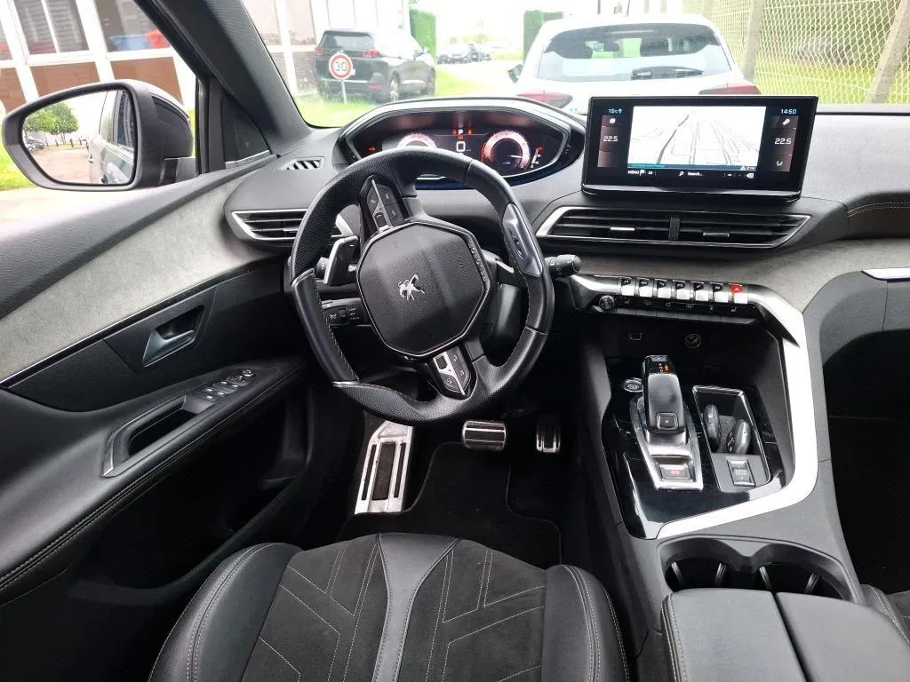 PEUGEOT 3008 2022