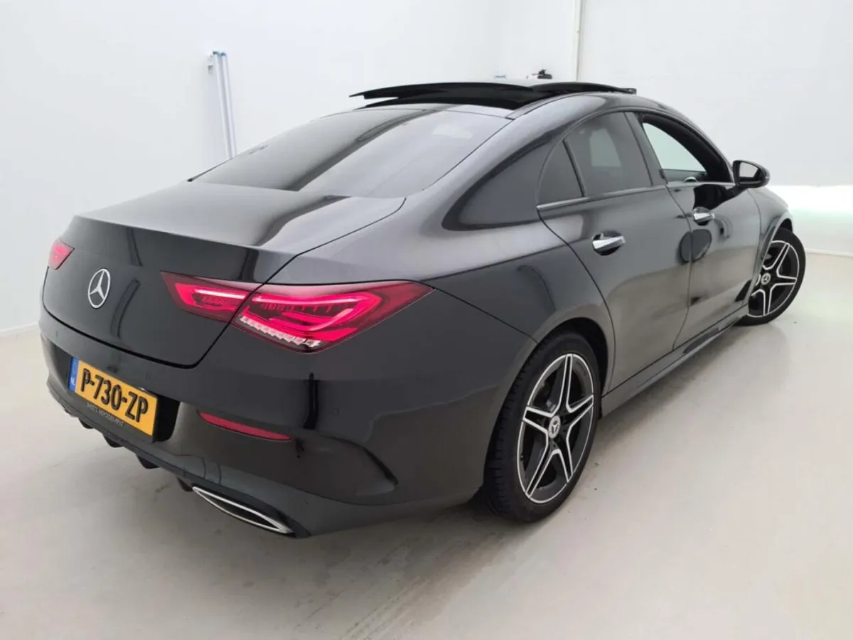 MERCEDES-BENZ CLA 180 BUSINESS SOLUTION 2022