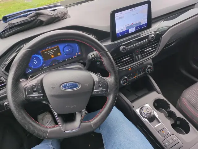 FORD KUGA 2021