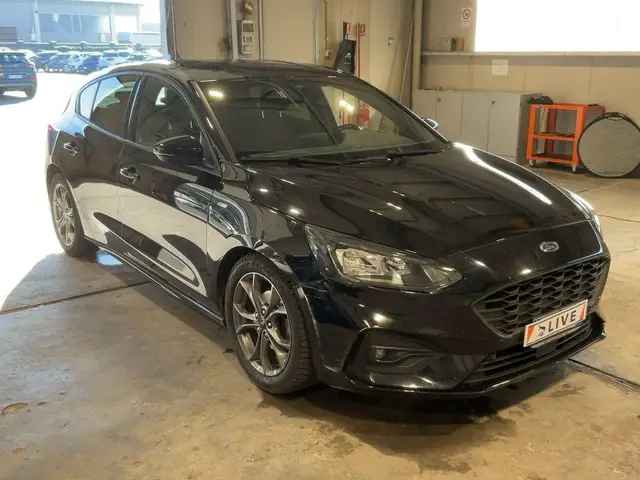 FORD FOCUS 2021