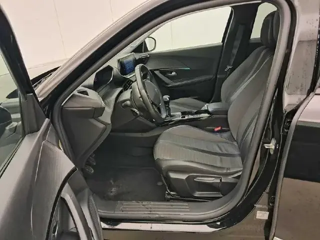 PEUGEOT 2008 2022