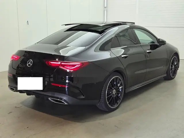 MERCEDES-BENZ CLA 180 AMG 2023