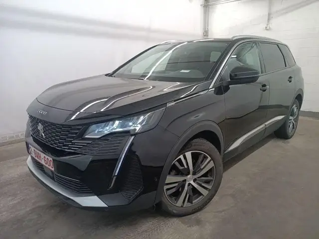 PEUGEOT 5008 2021