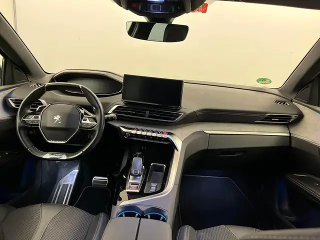 PEUGEOT 5008 2023