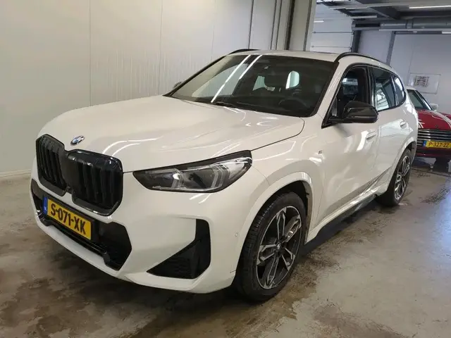 BMW X1 18I M-PACK 2023
