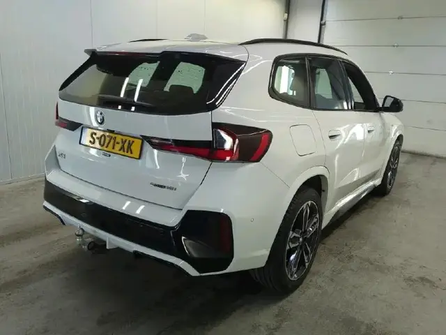 BMW X1 18I M-PACK 2023