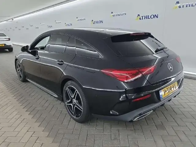 MERCEDES-BENZ CLA SHOOTING BRAKE 180 2022