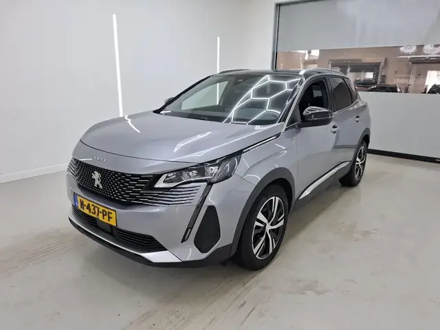 PEUGEOT 3008 2021