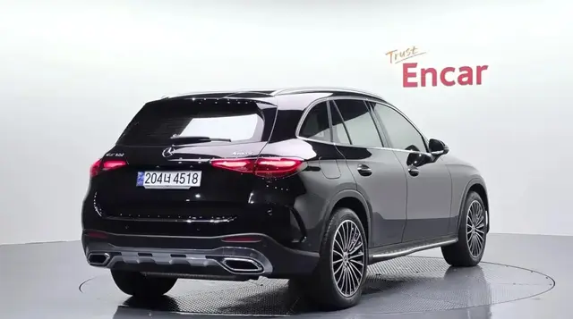 MERCEDES-BENZ GLC300 AMG-LINE 4MATIC 2023