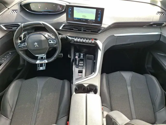 PEUGEOT 3008 2023