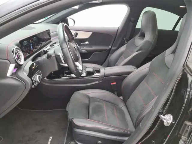 MERCEDES-BENZ CLA 180 BUSINESS SOLUTION 2022