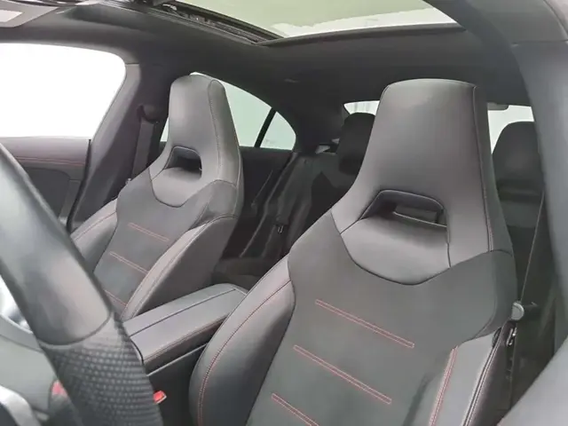 MERCEDES-BENZ CLA 180 BUSINESS SOLUTION 2022