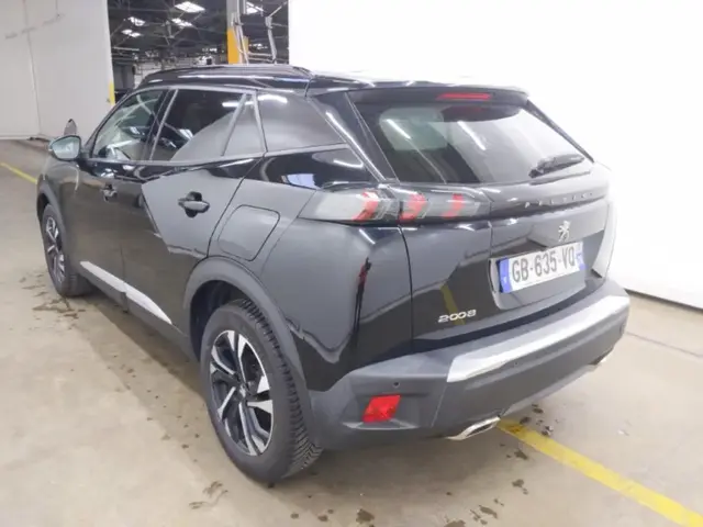 PEUGEOT 2008 2021