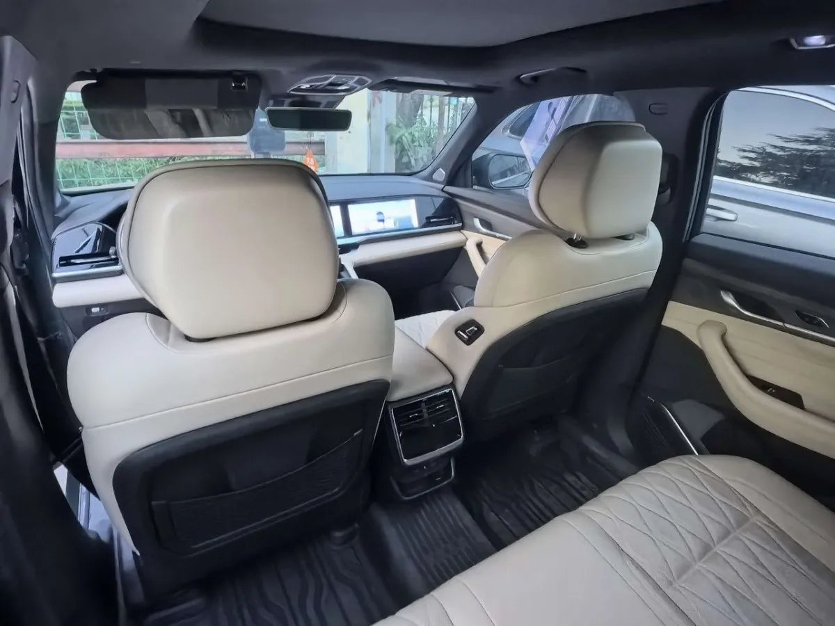 GEELY MONJARO 2024