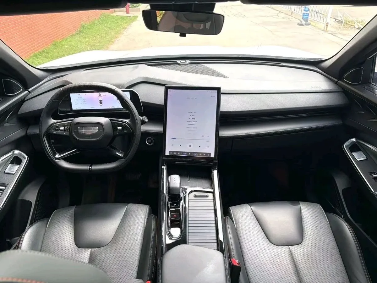 GEELY BOYUE COOL 2023