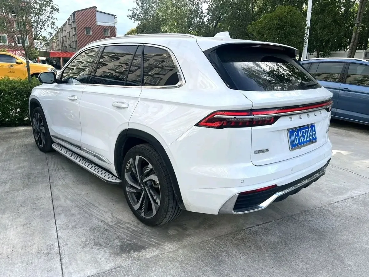GEELY MONJARO 2022
