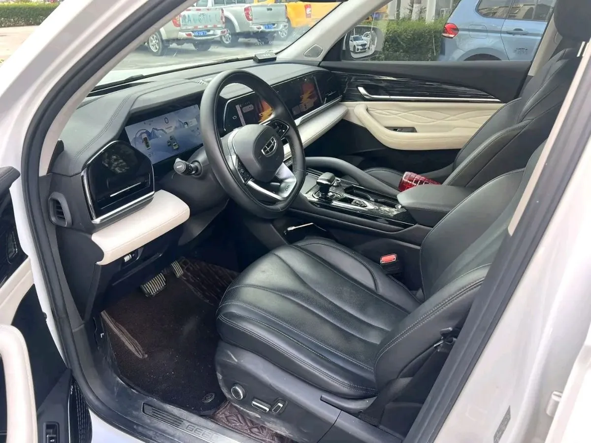 GEELY MONJARO 2022