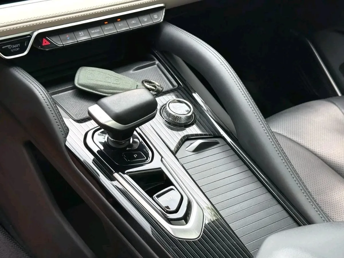 GEELY MONJARO 2023