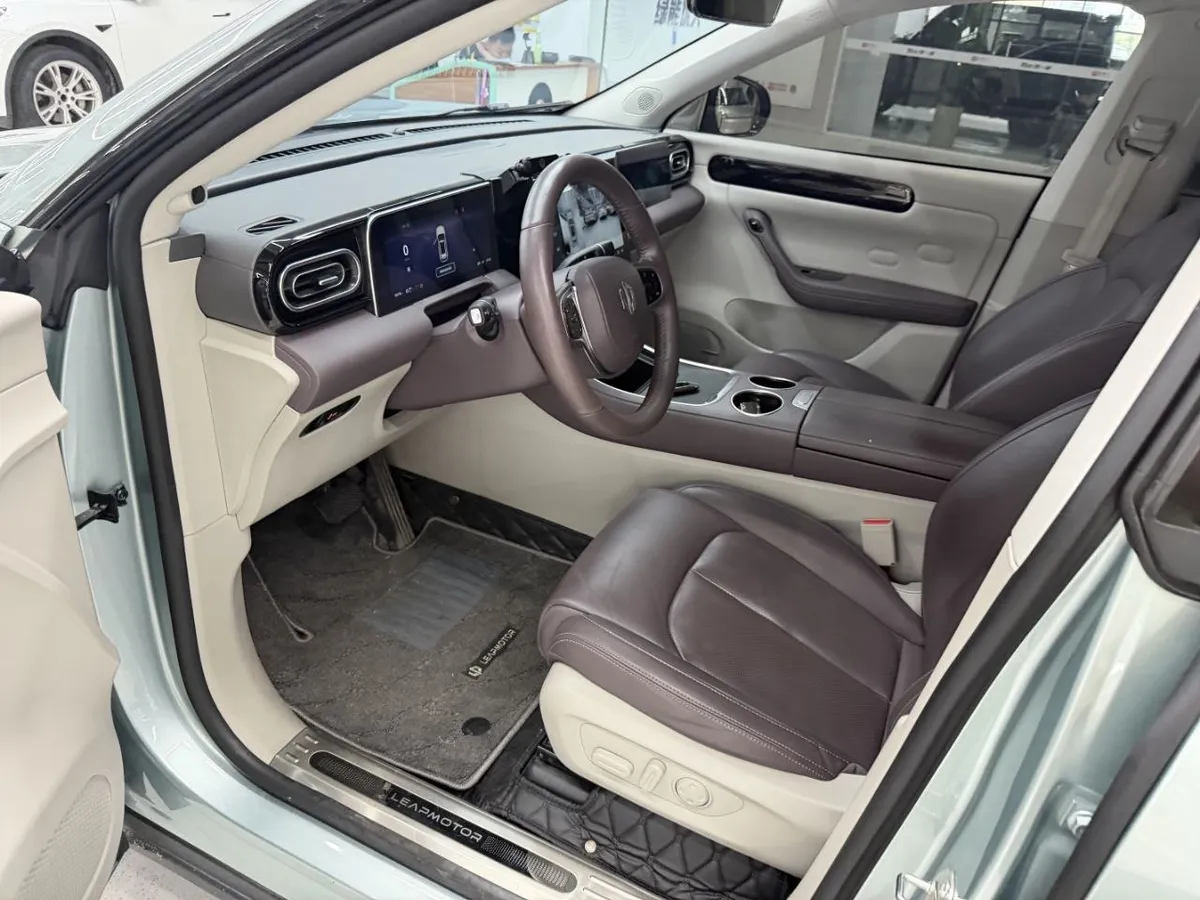 LEAPMOTOR C11 2023