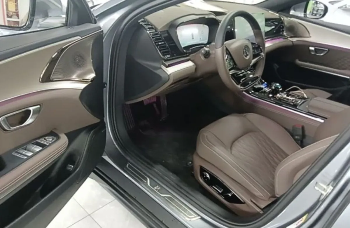 BYD HAN PREMIUM 2023
