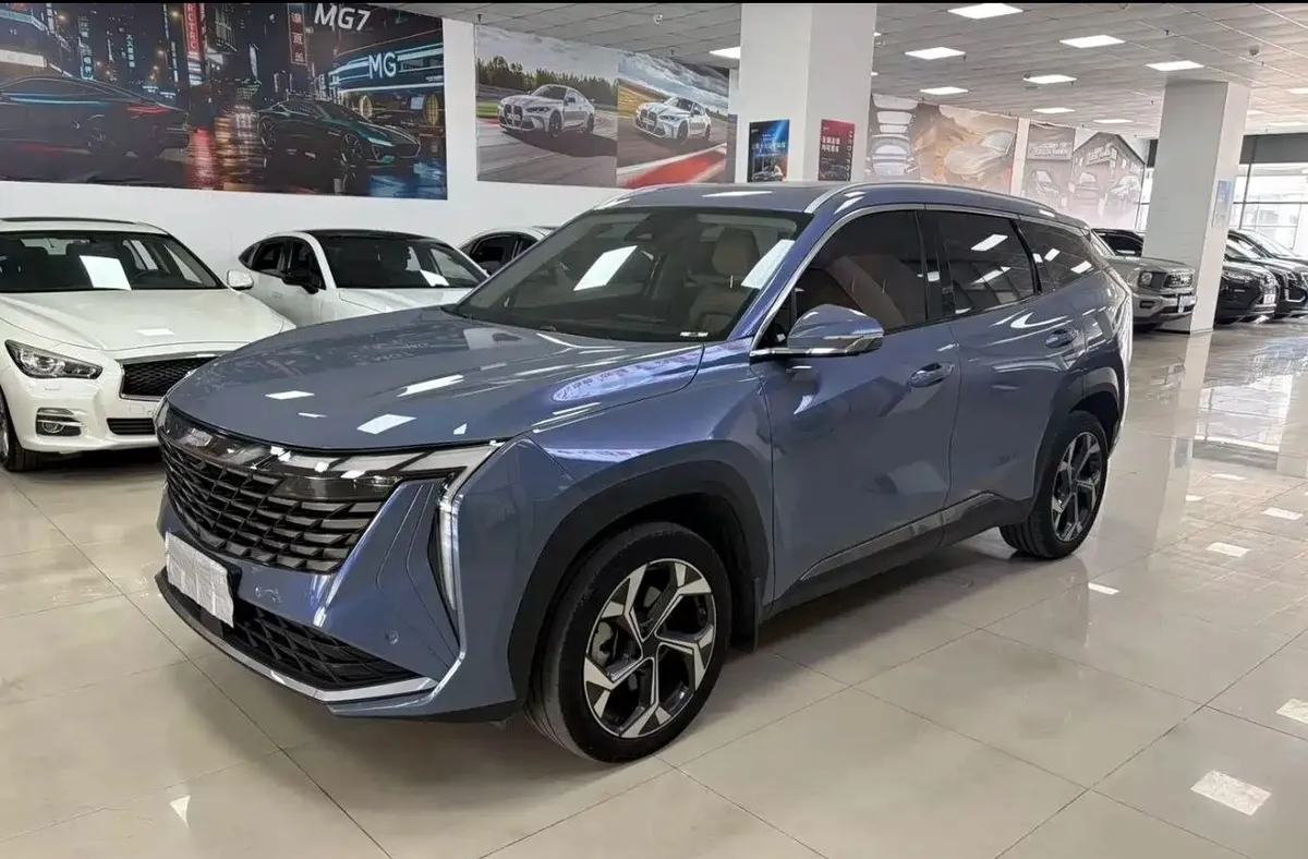 GEELY BOYUEL PREMIUM 2023