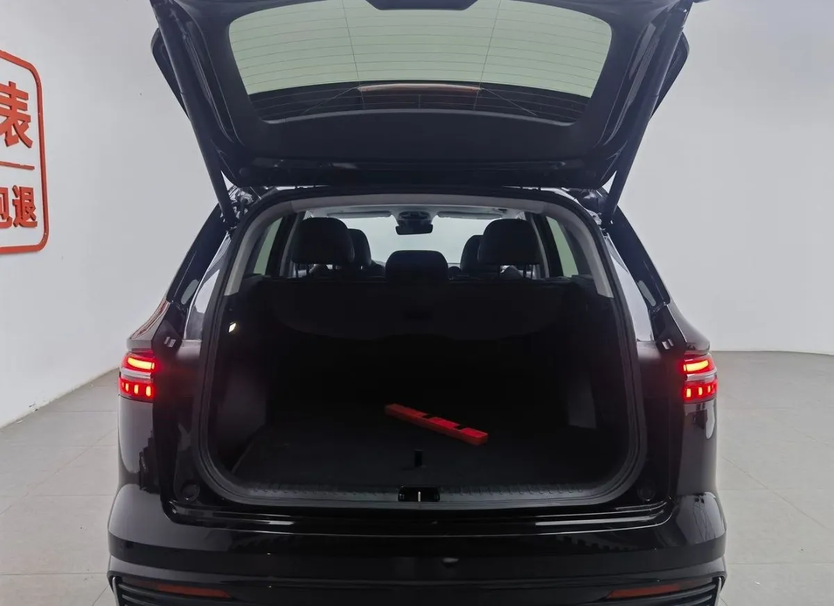 GEELY MONJARO 2023