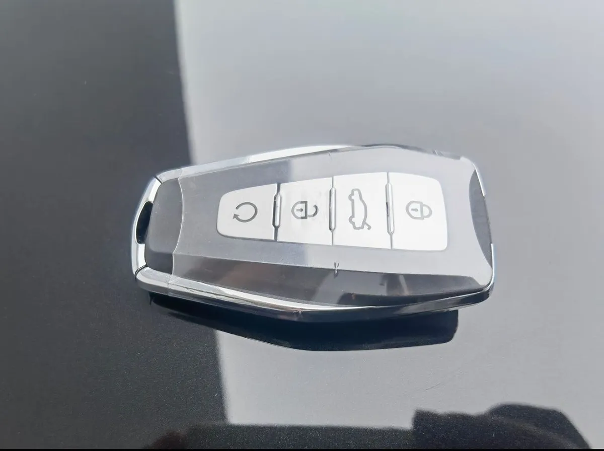 GEELY MONJARO 2023
